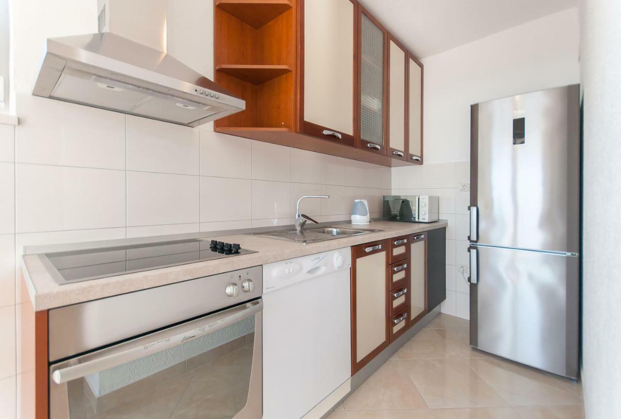 Apartment Ines Omiš Exterior foto